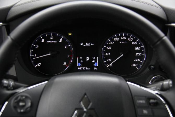 Mitsubishi Outlander III Рестайлинг 3 с пробегом 2021 года, цена 2 720 000 рублей, 37173 км, внедорожник, Автокод Объявления