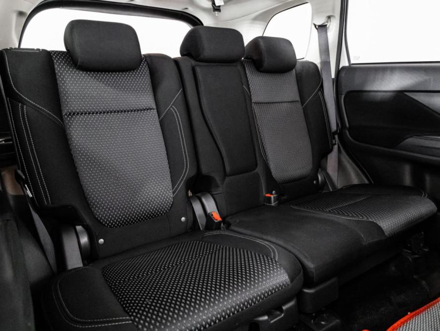 Mitsubishi Outlander III Рестайлинг 3 Санкт-Петербург  - изображение 18
