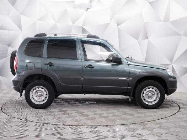 Chevrolet Niva I Рестайлинг с пробегом 2015 года, цена 631 000 рублей, 159000 км, внедорожник, Автокод Объявления