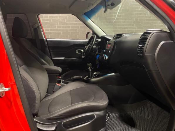 Kia Soul II с пробегом 2015 года, цена 1 299 000 рублей, 92786 км, хэтчбек, Автокод Объявления