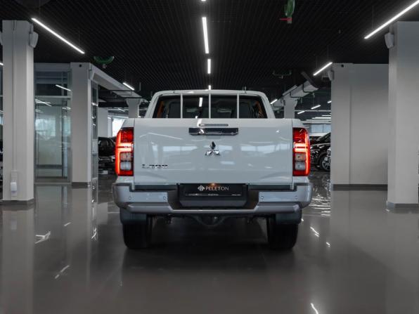 Mitsubishi L200 VI с пробегом 2025 года, цена 5 290 000 рублей, 15 км, пикап, Автокод Объявления
