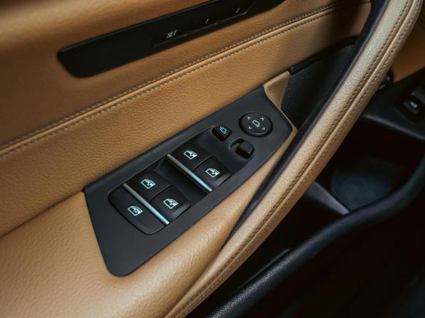 BMW 5 серии VII (G30/G31/G38) Рестайлинг с пробегом 2020 года, цена 4 399 000 рублей, 161947 км, универсал, Автокод Объявления