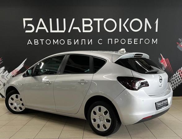 Opel Astra J с пробегом 2011 года, цена 570 000 рублей, 152722 км, хэтчбек, Автокод Объявления