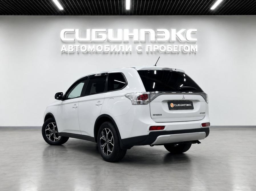 Mitsubishi Outlander III Рестайлинг Кемерово  - изображение 3