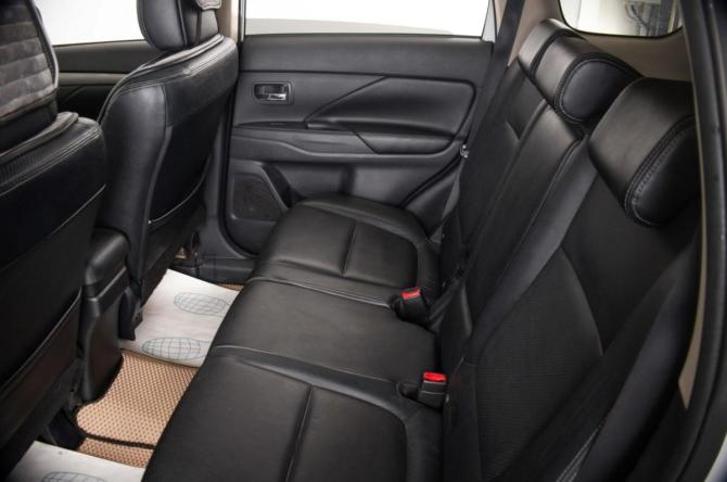 Mitsubishi Outlander III с пробегом 2013 года, цена 1 349 000 рублей, 262000 км, внедорожник, Автокод Объявления