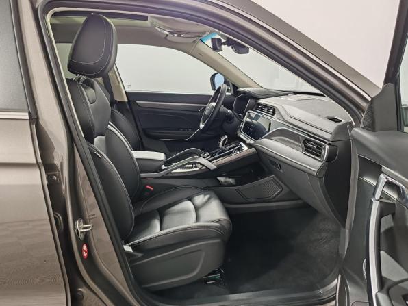 Geely Atlas Pro с пробегом 2023 года, цена 2 099 000 рублей, 40196 км, внедорожник, Автокод Объявления