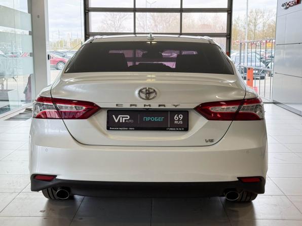 Toyota Camry VIII (XV70) с пробегом 2019 года, цена 2 827 000 рублей, 115371 км, седан, Автокод Объявления