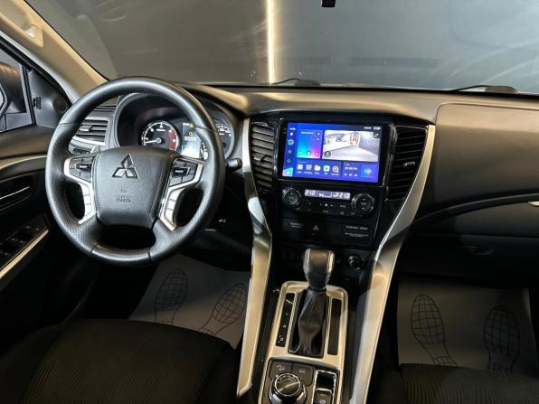 Mitsubishi Pajero Sport III с пробегом 2017 года, цена 2 899 000 рублей, 115882 км, внедорожник, Автокод Объявления