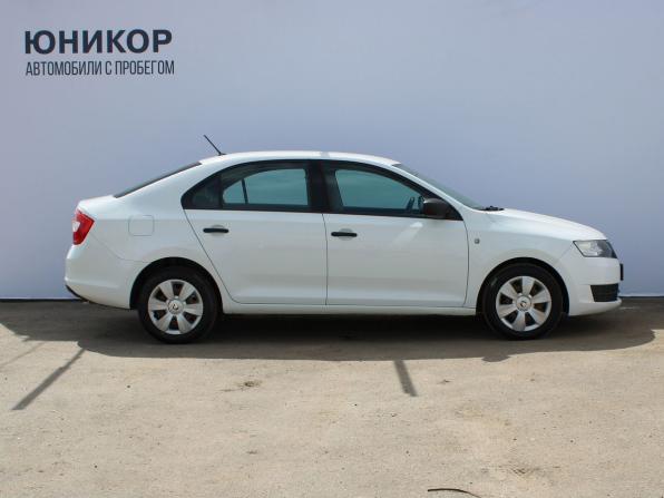 Skoda Rapid I с пробегом 2015 года, цена 989 000 рублей, 128463 км, лифтбек, Автокод Объявления