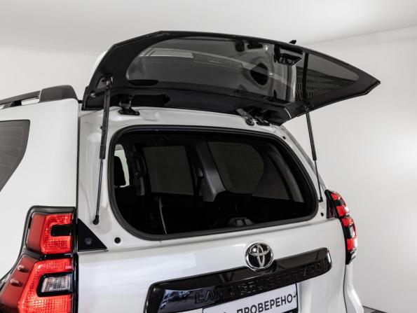 Toyota Land Cruiser Prado 150 Series Рестайлинг 3 с пробегом 2021 года, цена 6 100 000 рублей, 57988 км, внедорожник, Автокод Объявления