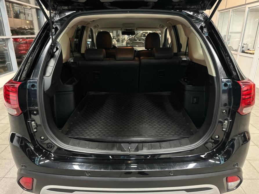 Mitsubishi Outlander III Рестайлинг 3 Санкт-Петербург  - изображение 32