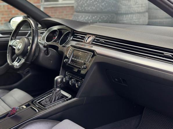 Volkswagen Passat B8 с пробегом 2016 года, цена 1 699 000 рублей, 196000 км, седан, Автокод Объявления