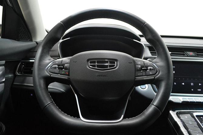 Geely Atlas Pro с пробегом 2023 года, цена 2 300 000 рублей, 12000 км, внедорожник, Автокод Объявления