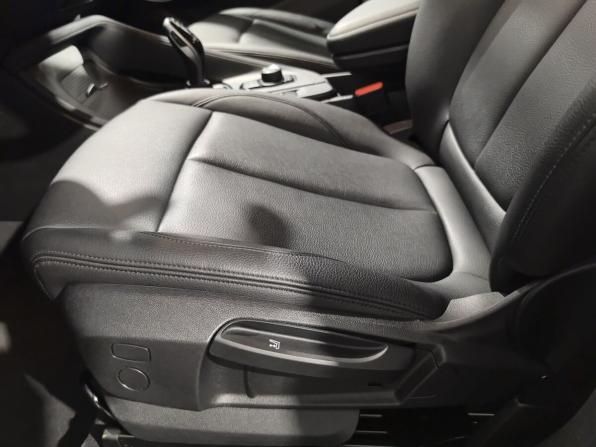 BMW X1 II (F48) Рестайлинг с пробегом 2019 года, цена 3 277 000 рублей, 33910 км, внедорожник, Автокод Объявления