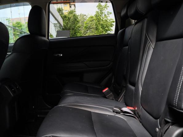 Mitsubishi Outlander III Рестайлинг 3 с пробегом 2021 года, цена 3 197 000 рублей, 29061 км, внедорожник, Автокод Объявления