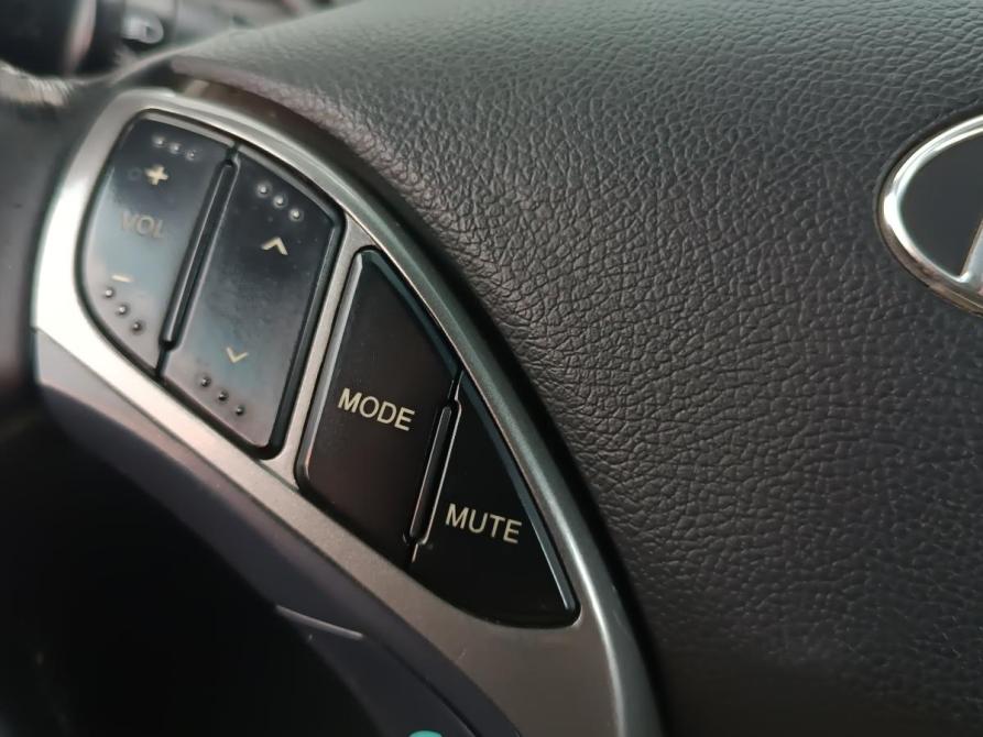 Hyundai Elantra V (MD) Рестайлинг Оренбург  - изображение 18