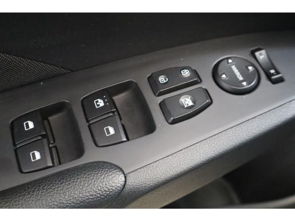 Hyundai Solaris II с пробегом 2019 года, цена 1 219 800 рублей, 152242 км, седан, Автокод Объявления