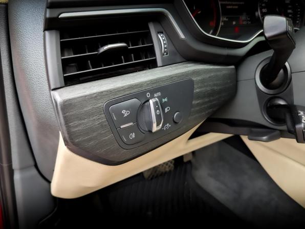 Audi A4 V (B9) с пробегом 2019 года, цена 2 350 000 рублей, 109128 км, седан, Автокод Объявления