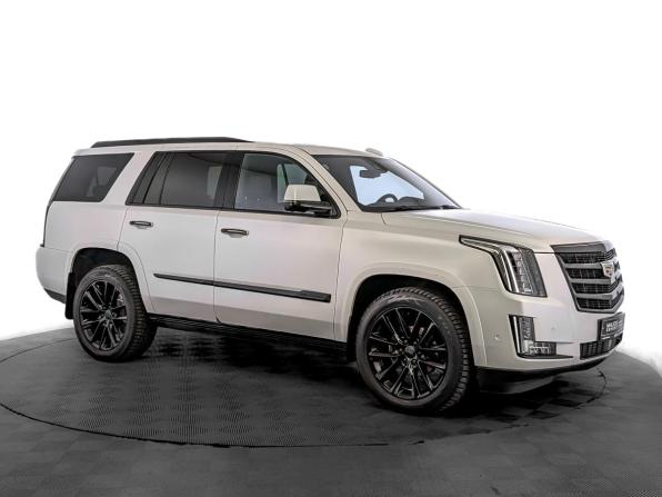 Cadillac Escalade IV с пробегом 2020 года, цена 6 100 000 рублей, 47064 км, внедорожник, Автокод Объявления