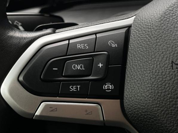 Volkswagen Golf VIII с пробегом 2021 года, цена 2 799 000 рублей, 43470 км, хэтчбек, Автокод Объявления