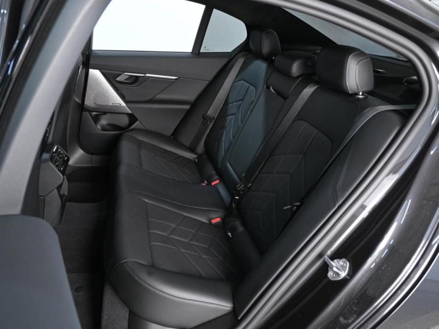 BMW 5 серии VIII (G60/G61/G68) Ростов-на-Дону  - изображение 9