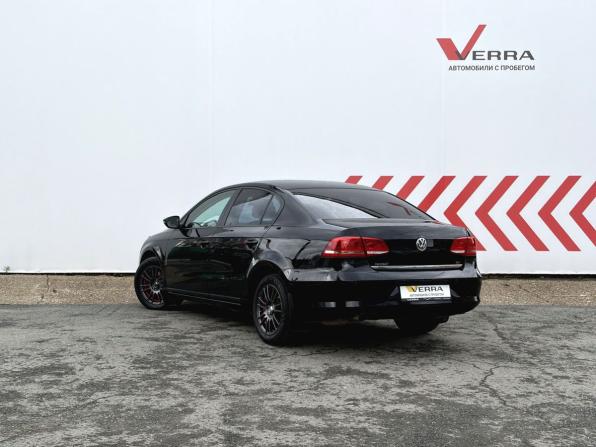 Volkswagen Passat B7 с пробегом 2012 года, цена 1 090 000 рублей, 160490 км, седан, Автокод Объявления