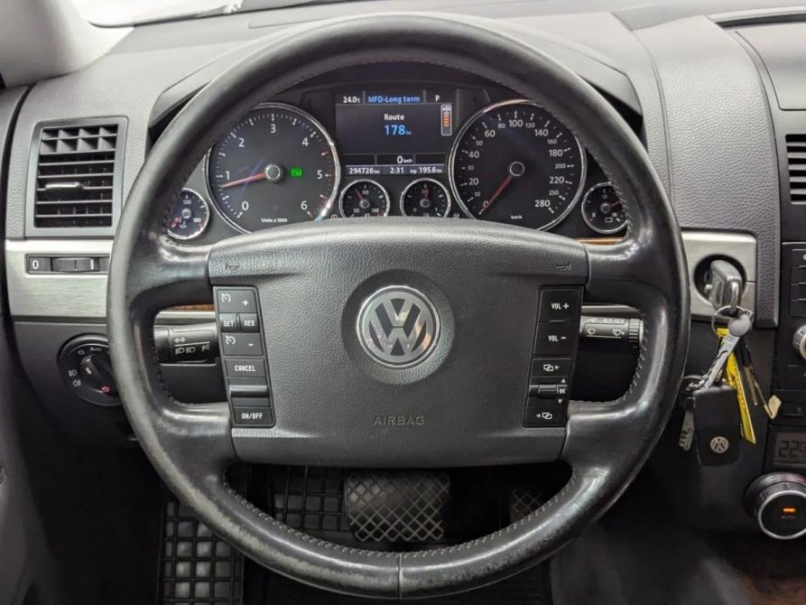 Volkswagen Touareg I Рестайлинг Воронеж  - изображение 12