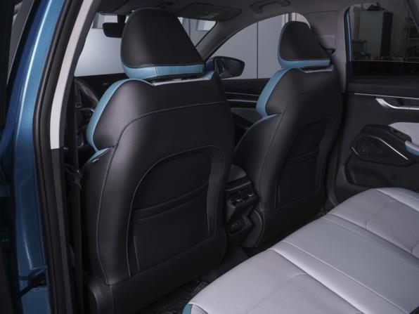 Geely Emgrand II с пробегом 2023 года, цена 1 789 000 рублей, 1110 км, седан, Автокод Объявления