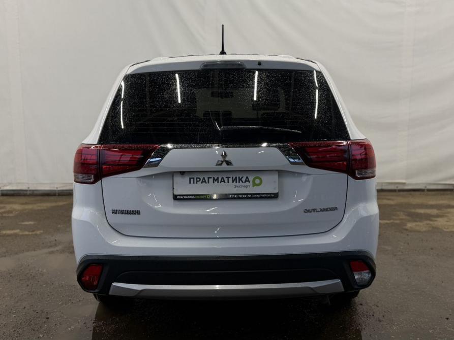 Mitsubishi Outlander III Рестайлинг 2 Псков  - изображение 5
