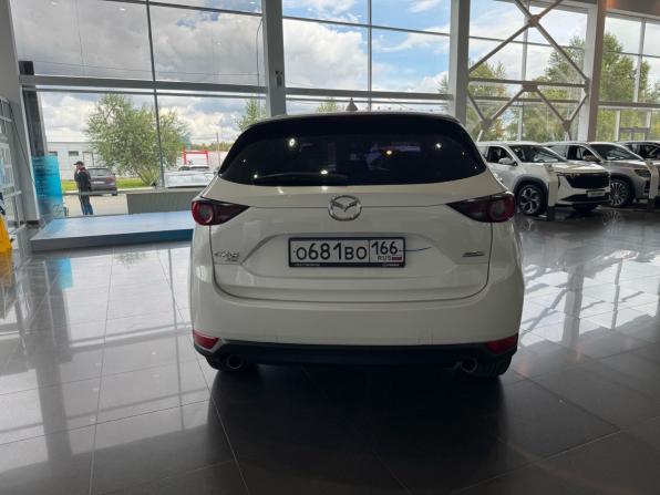 Mazda CX-5 II с пробегом 2017 года, цена 2 445 000 рублей, 146000 км, внедорожник, Автокод Объявления