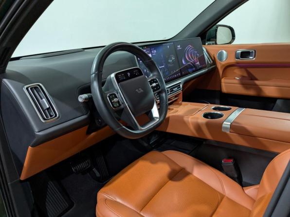 Li Auto (Lixiang) L6 с пробегом 2024 года, цена 5 600 000 рублей, 45200 км, внедорожник, Автокод Объявления