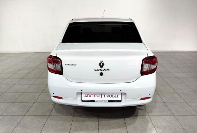 Renault Logan II с пробегом 2015 года, цена 890 000 рублей, 69637 км, седан, Автокод Объявления