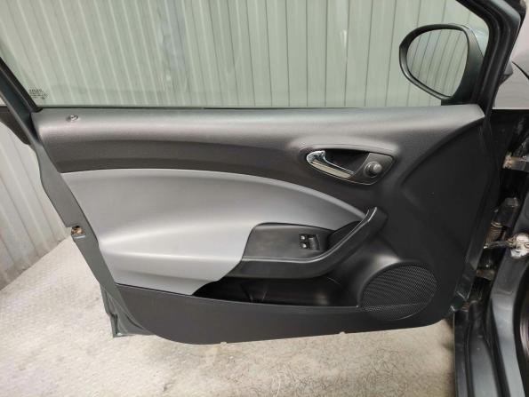 SEAT Ibiza IV Рестайлинг с пробегом 2013 года, цена 695 000 рублей, 125314 км, хэтчбек, Автокод Объявления