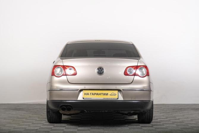 Volkswagen Passat B6 с пробегом 2006 года, цена 739 000 рублей, 181000 км, седан, Автокод Объявления