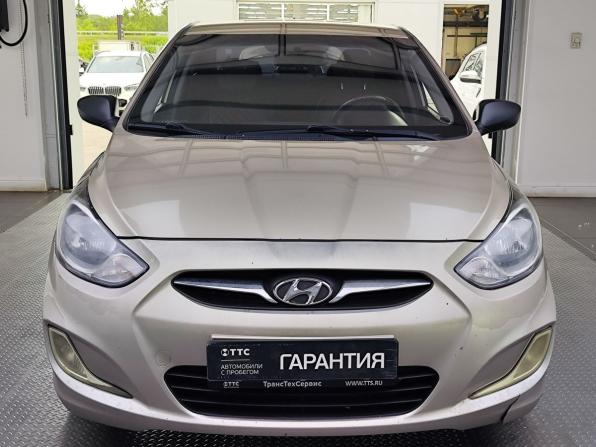 Hyundai Solaris I с пробегом 2012 года, цена 690 000 рублей, 120530 км, седан, Автокод Объявления