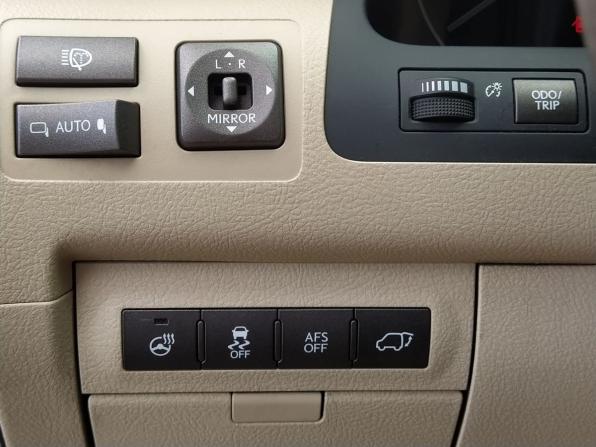 Lexus LX III Рестайлинг с пробегом 2012 года, цена 3 900 000 рублей, 188124 км, внедорожник, Автокод Объявления