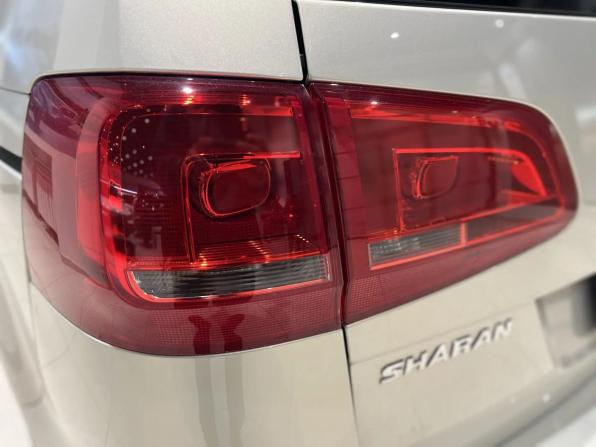 Volkswagen Sharan II с пробегом 2013 года, цена 1 450 000 рублей, 64062 км, минивэн, Автокод Объявления