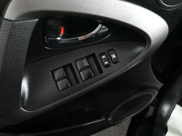 Toyota RAV4 III (XA30) Рестайлинг с пробегом 2011 года, цена 1 360 000 рублей, 174211 км, внедорожник, Автокод Объявления