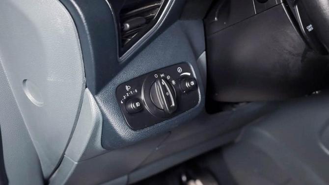 Ford C-MAX II с пробегом 2011 года, цена 700 000 рублей, 111324 км, минивэн, Автокод Объявления