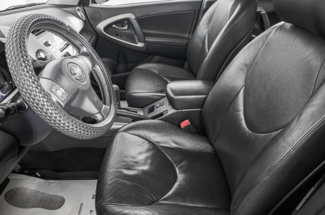 Toyota RAV4 III (XA30) с пробегом 2007 года, цена 1 329 000 рублей, 236000 км, внедорожник, Автокод Объявления
