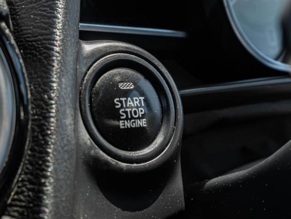 Mazda Demio IV (DJ) с пробегом 2019 года, цена 1 380 000 рублей, 96010 км, хэтчбек, Автокод Объявления