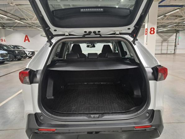 Toyota RAV4 V (XA50) с пробегом 2021 года, цена 3 550 000 рублей, 150135 км, внедорожник, Автокод Объявления