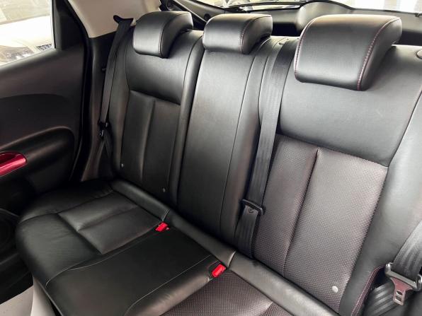 Nissan Juke I с пробегом 2011 года, цена 1 020 000 рублей, 179177 км, внедорожник, Автокод Объявления