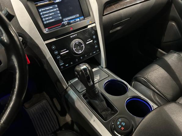 Ford Explorer V с пробегом 2012 года, цена 1 149 000 рублей, 298047 км, внедорожник, Автокод Объявления