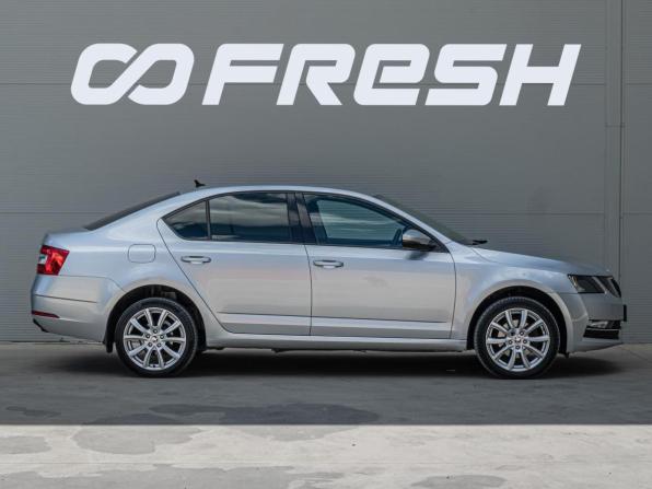Skoda Octavia III (A7) Рестайлинг с пробегом 2018 года, цена 1 805 000 рублей, 124098 км, лифтбек, Автокод Объявления