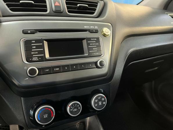 Kia Rio III Рестайлинг с пробегом 2016 года, цена 904 320 рублей, 207987 км, седан, Автокод Объявления