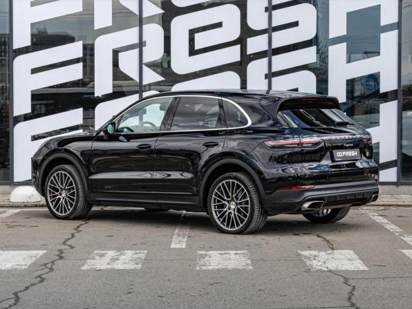 Porsche Cayenne III с пробегом 2018 года, цена 5 419 000 рублей, 122912 км, внедорожник, Автокод Объявления