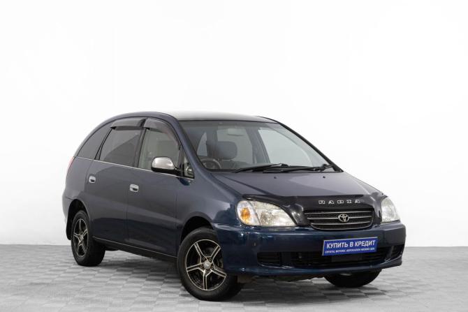 Toyota Nadia с пробегом 2001 года, цена 669 000 рублей, 295300 км, компактвэн, Автокод Объявления