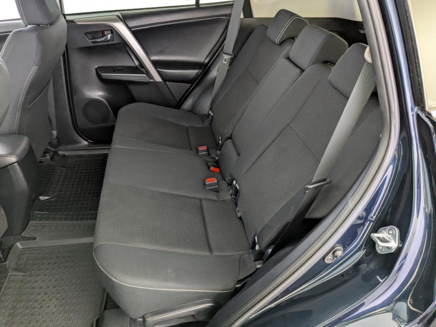 Toyota RAV4 IV (XA40) Рестайлинг Москва  - изображение 12