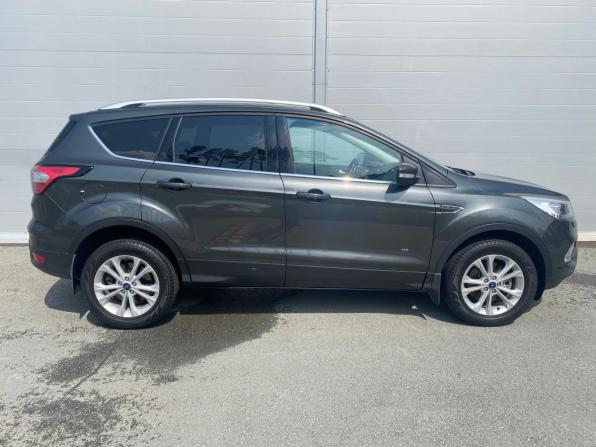 Ford Kuga II Рестайлинг с пробегом 2019 года, цена 1 844 000 рублей, 93973 км, внедорожник, Автокод Объявления